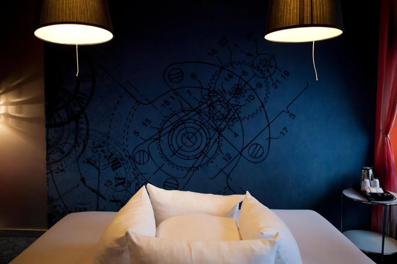 Skotel Amsterdam, Hotelschool The Hague هولندا